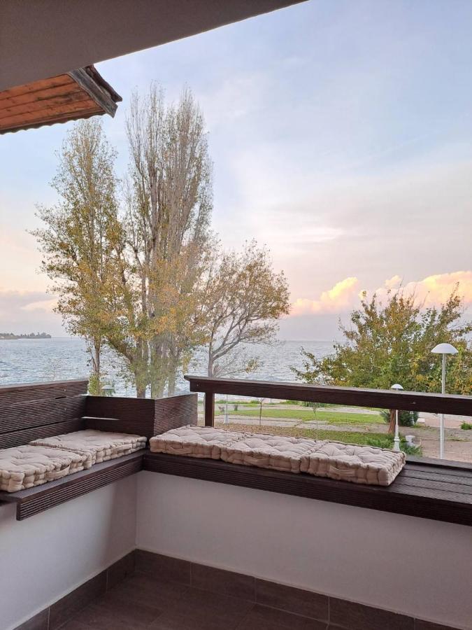 Vrachos Suites Egio Exterior foto